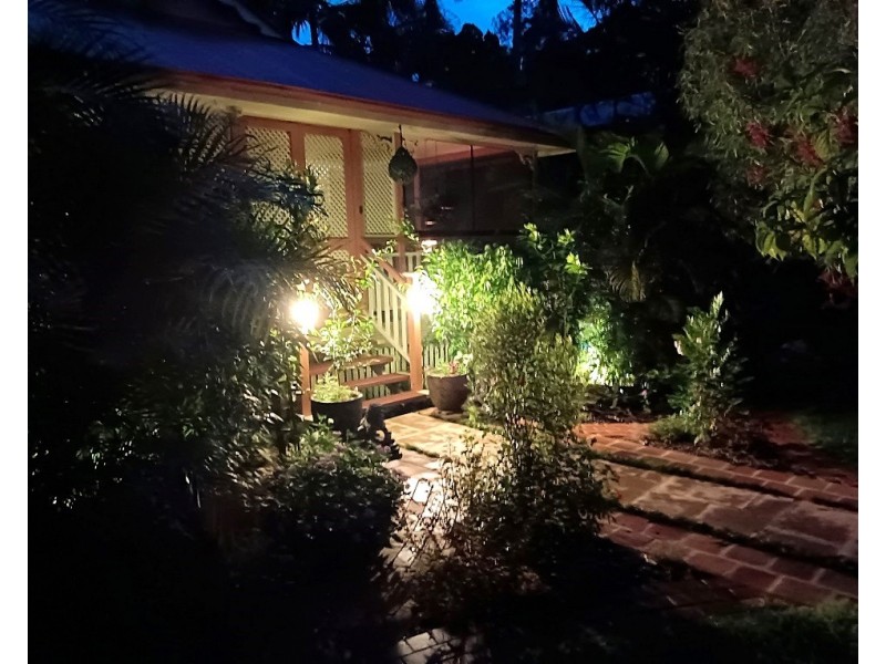 22 Aminya Street, Coochiemudlo Island QLD 4184