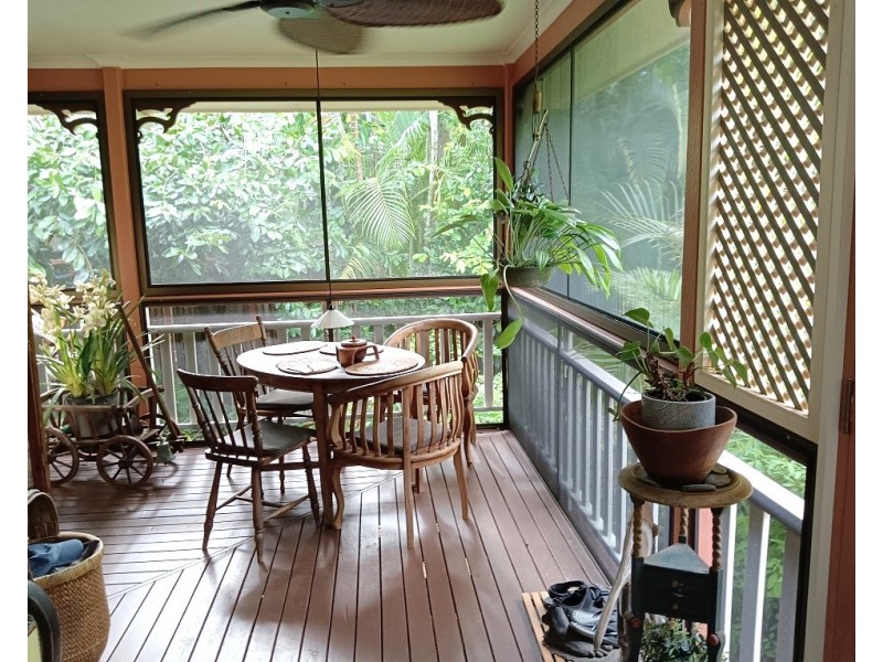 22 Aminya Street, Coochiemudlo Island QLD 4184