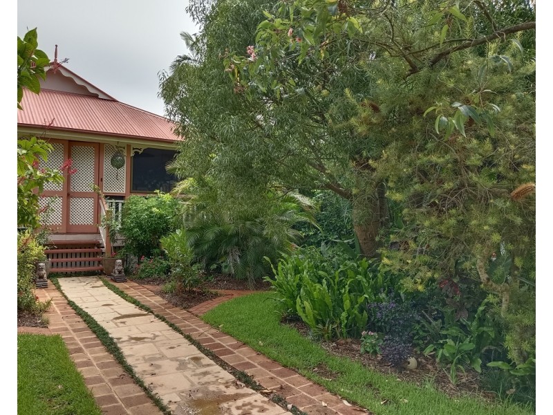 22 Aminya Street, Coochiemudlo Island QLD 4184