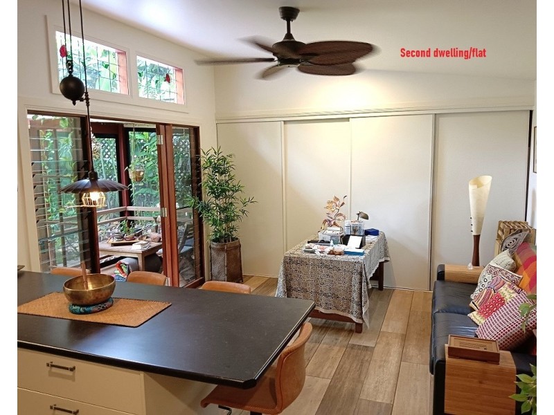 22 Aminya Street, Coochiemudlo Island QLD 4184