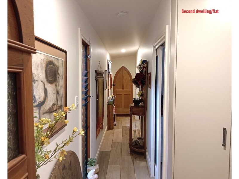 22 Aminya Street, Coochiemudlo Island QLD 4184