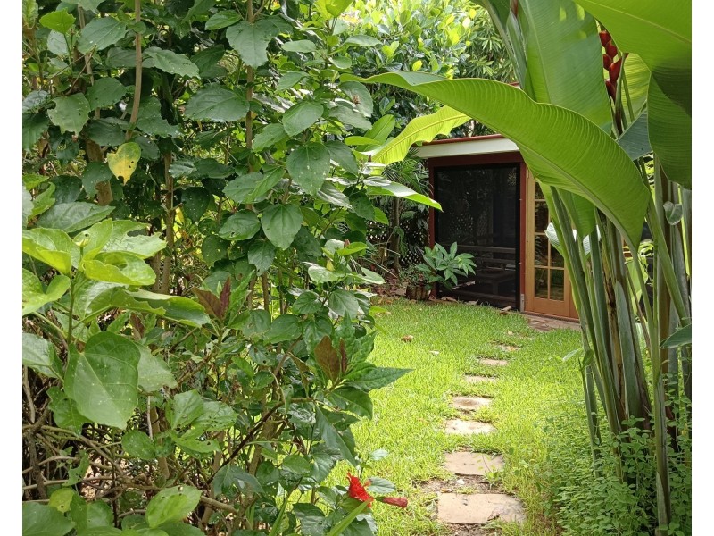 22 Aminya Street, Coochiemudlo Island QLD 4184