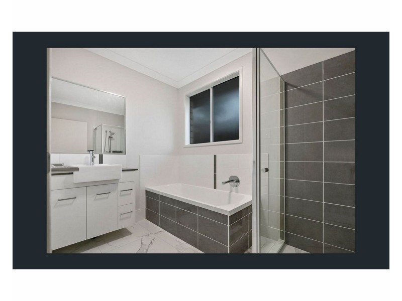 2/8 Katandra Court, Cleveland QLD 4163