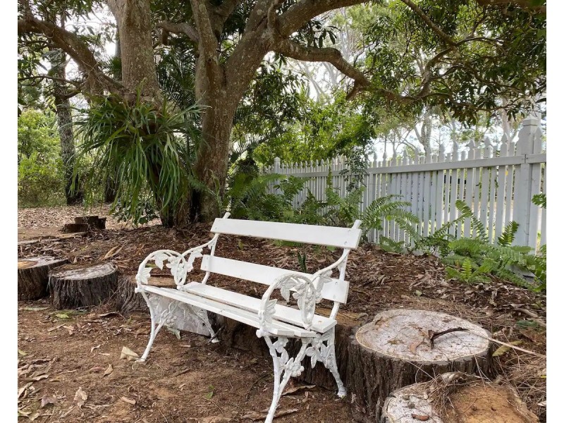 92 Elizabeth Street, Coochiemudlo Island QLD 4184