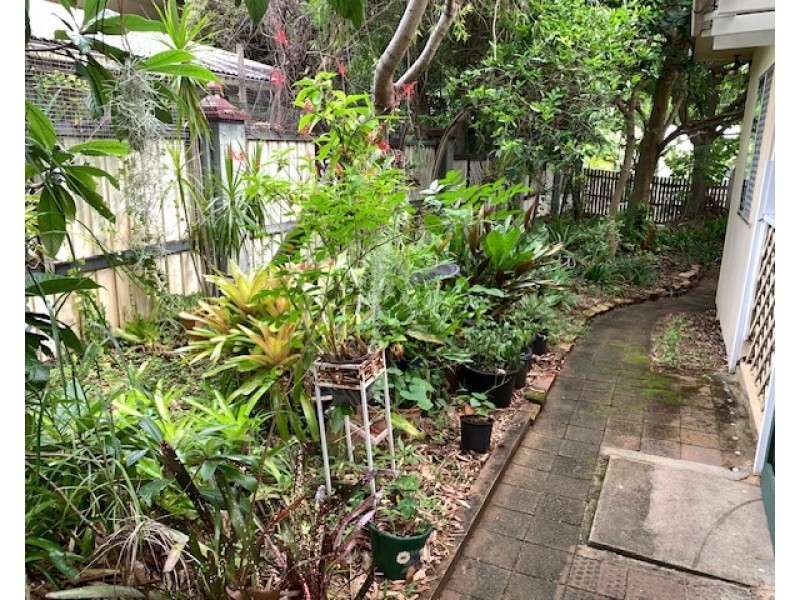 17 Merindah Street, Coochiemudlo Island QLD 4184