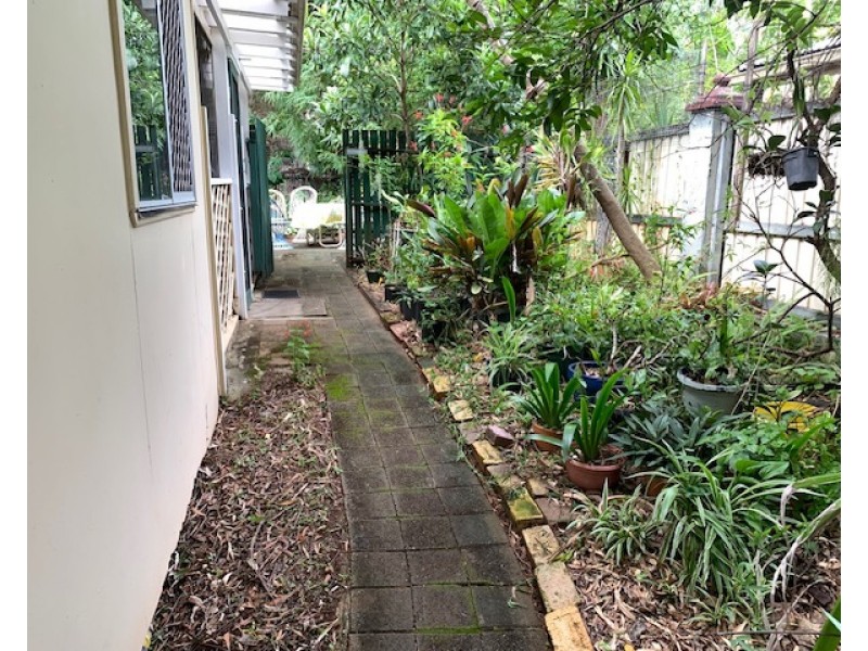 17 Merindah Street, Coochiemudlo Island QLD 4184