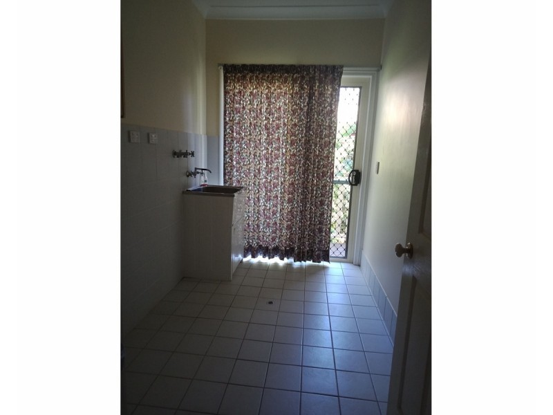 4 Mooroondu Street, Coochiemudlo Island QLD 4184