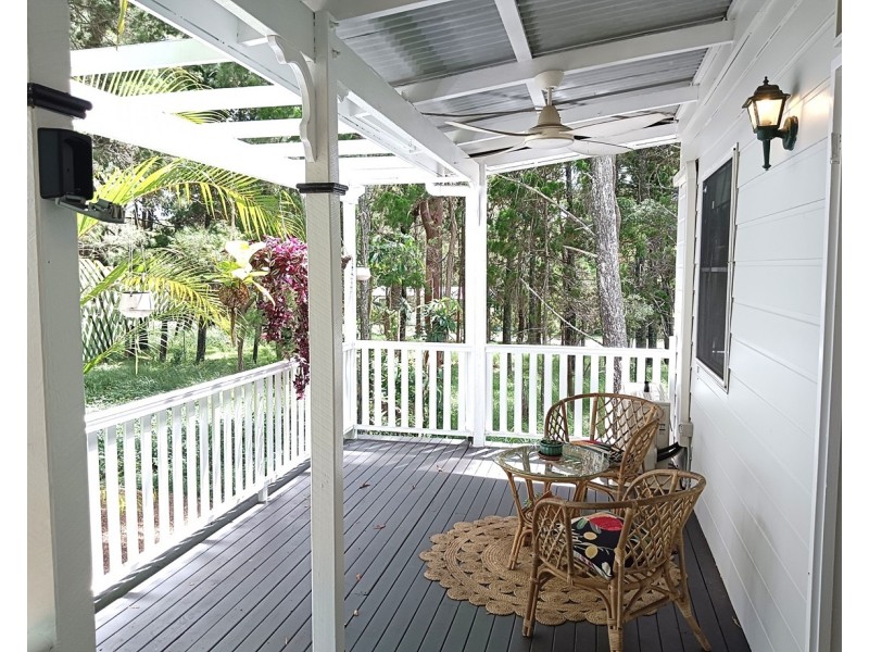 2 Cypress Street, Coochiemudlo Island QLD 4184