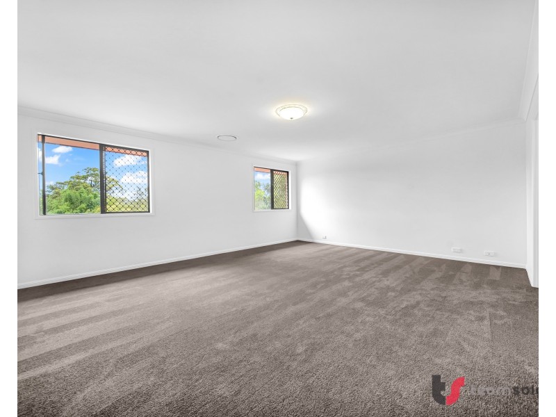 12 Yarraman Place, Forest Lake QLD 4078