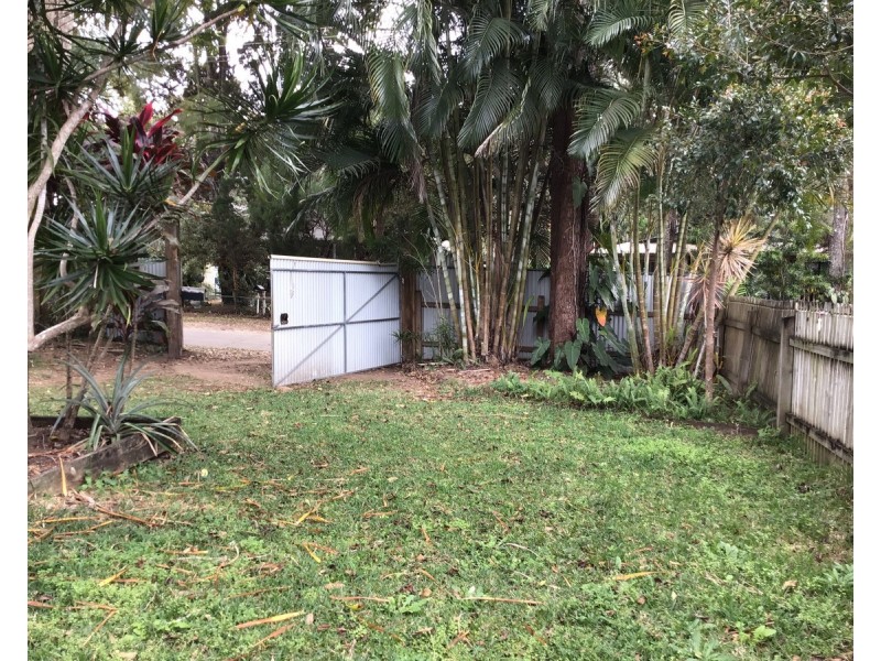 14 James Street, Coochiemudlo Island QLD 4184