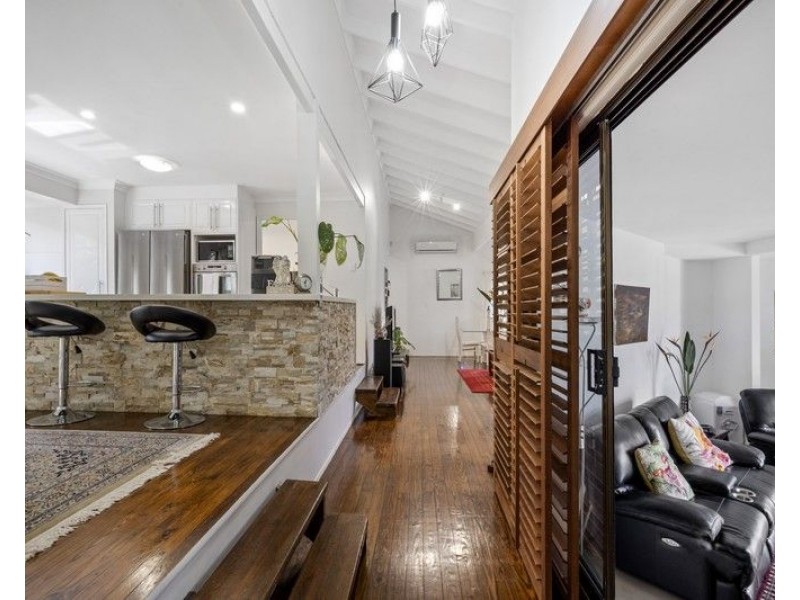 10 Edwards Place, Ormeau QLD 4208