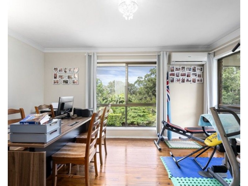 10 Edwards Place, Ormeau QLD 4208