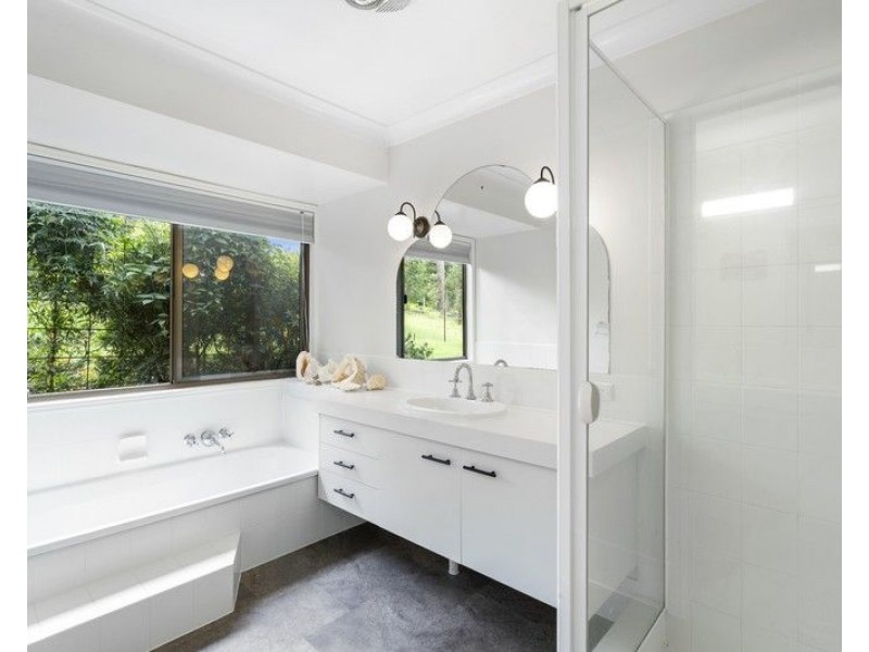 10 Edwards Place, Ormeau QLD 4208