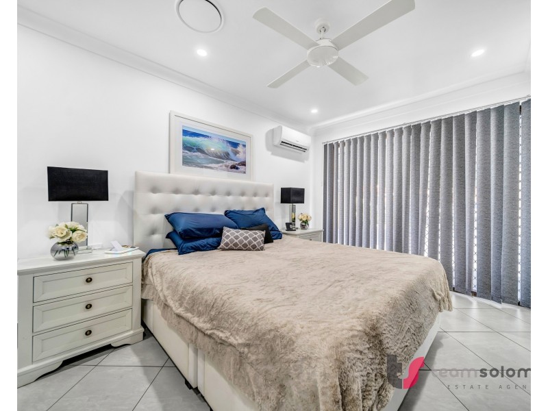 4 Sandra Court, Redland Bay QLD 4165