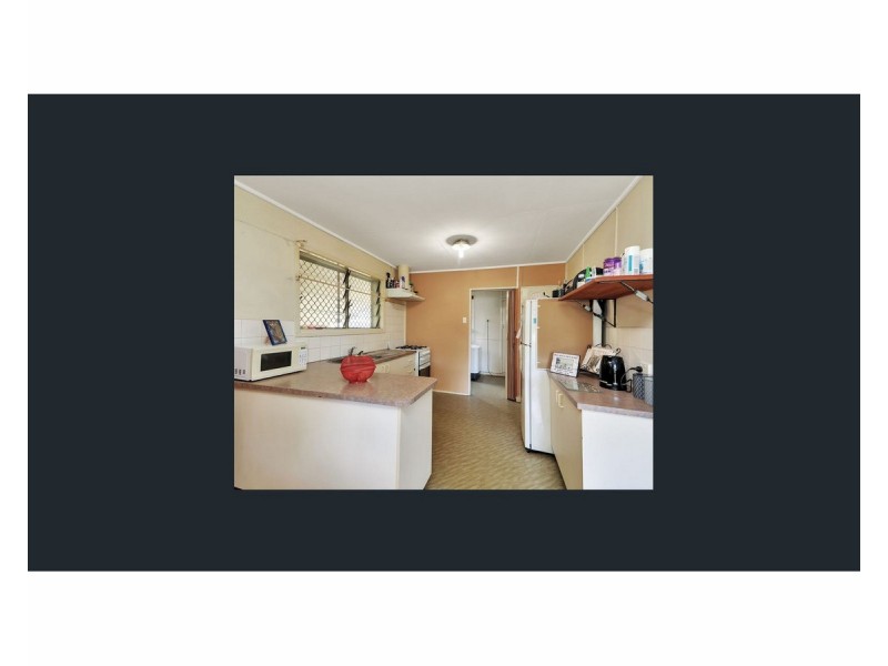 15 Maenporth Street, Leichhardt QLD 4305