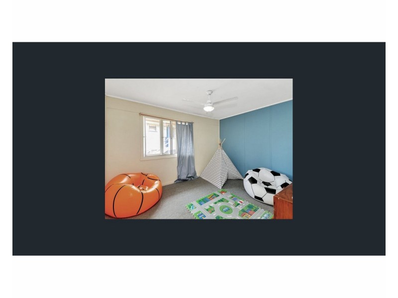 15 Maenporth Street, Leichhardt QLD 4305