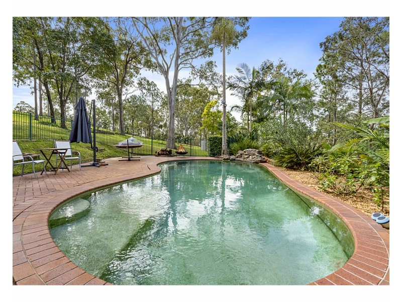 10 Edwards Place, Ormeau QLD 4208