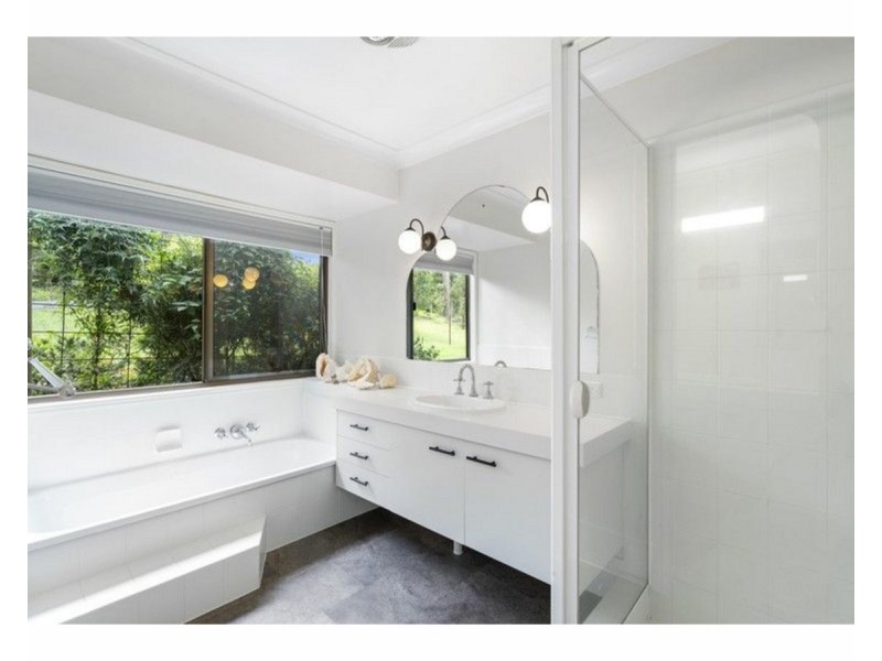 10 Edwards Place, Ormeau QLD 4208
