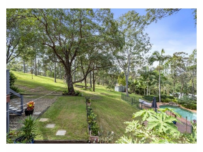 10 Edwards Place, Ormeau QLD 4208