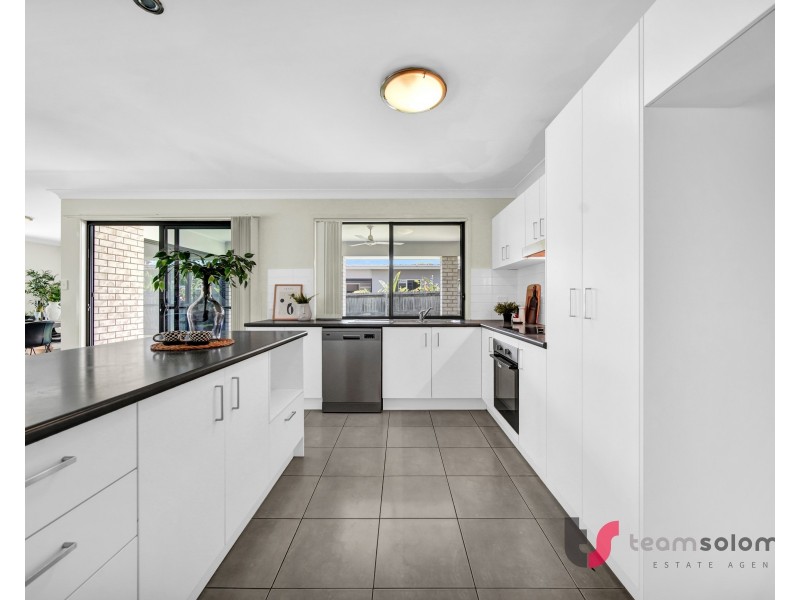 33 Byng Road, Birkdale QLD 4159