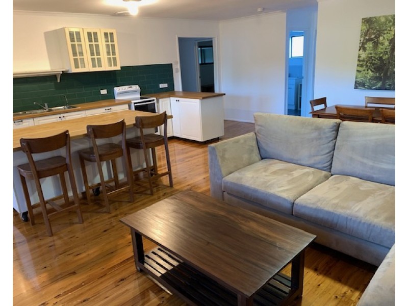 19 Kingfisher Street, Coochiemudlo Island QLD 4184