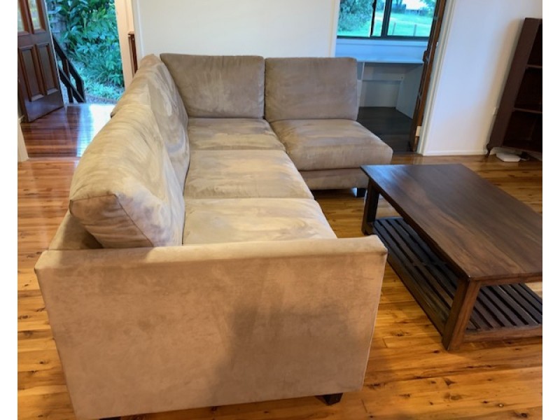 19 Kingfisher Street, Coochiemudlo Island QLD 4184