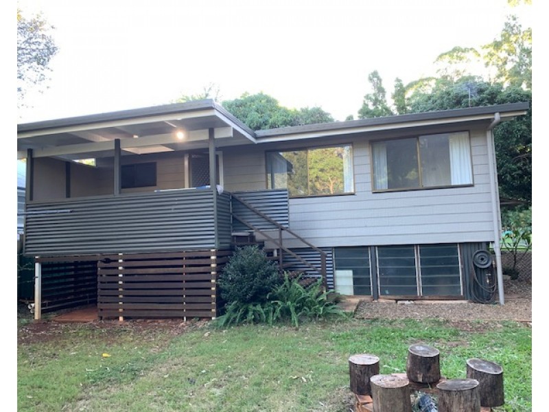 19 Kingfisher Street, Coochiemudlo Island QLD 4184