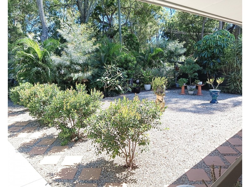 15 Deanbilla Street, Coochiemudlo Island QLD 4184