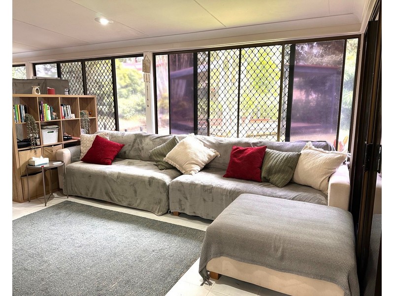 333 Bloomfield Street, Cleveland QLD 4163