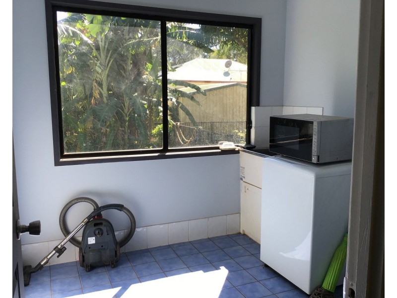 10 Mareela Street, Coochiemudlo Island QLD 4184