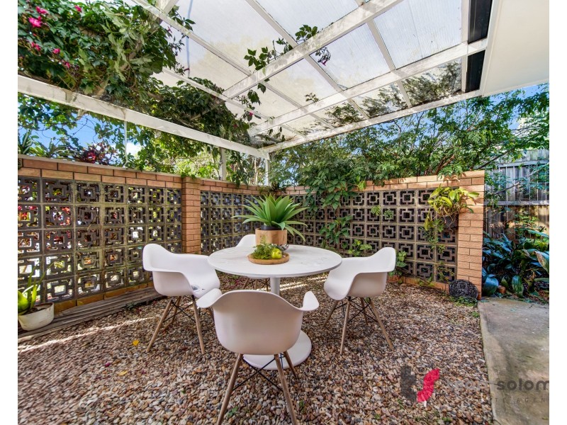 37 Bayford Street,, Birkdale QLD 4159