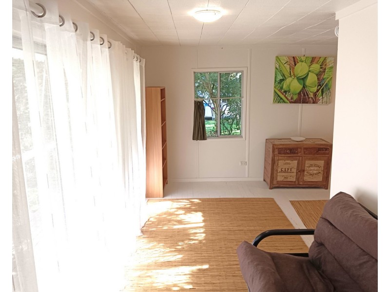 22-24 Mooroondu Street, Coochiemudlo Island QLD 4184