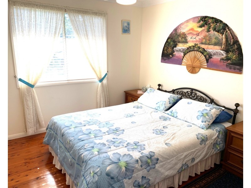 12 Mareela Street, Coochiemudlo Island QLD 4184