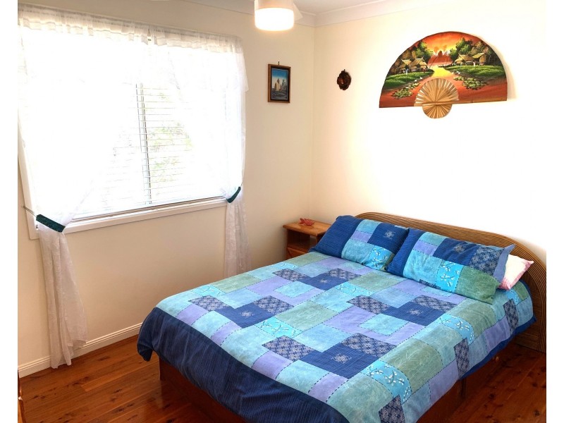 12 Mareela Street, Coochiemudlo Island QLD 4184