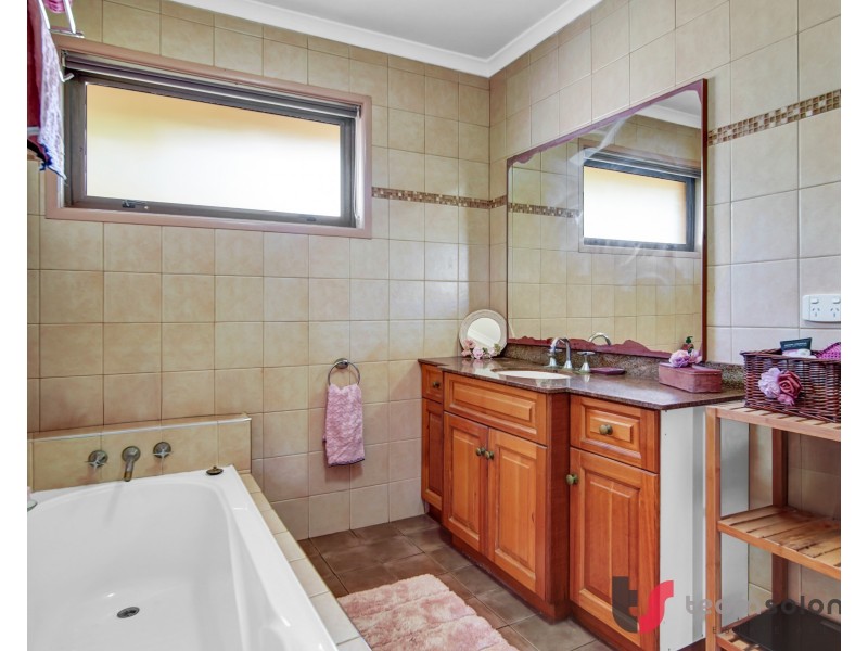 15 Sunstone Street, Manly West QLD 4179