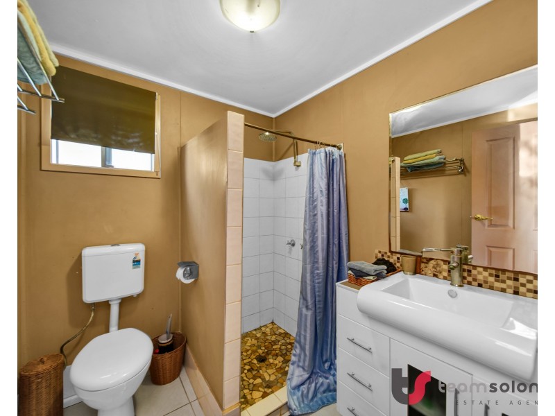 15 Sunstone Street, Manly West QLD 4179