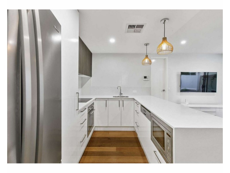 1/19 Howard Street, Morningside QLD 4170