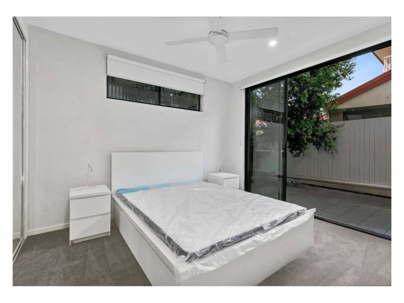 1/19 Howard Street, Morningside QLD 4170