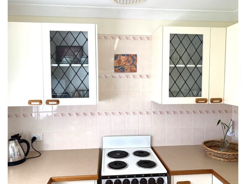 12 Mareela Street, Coochiemudlo Island QLD 4184