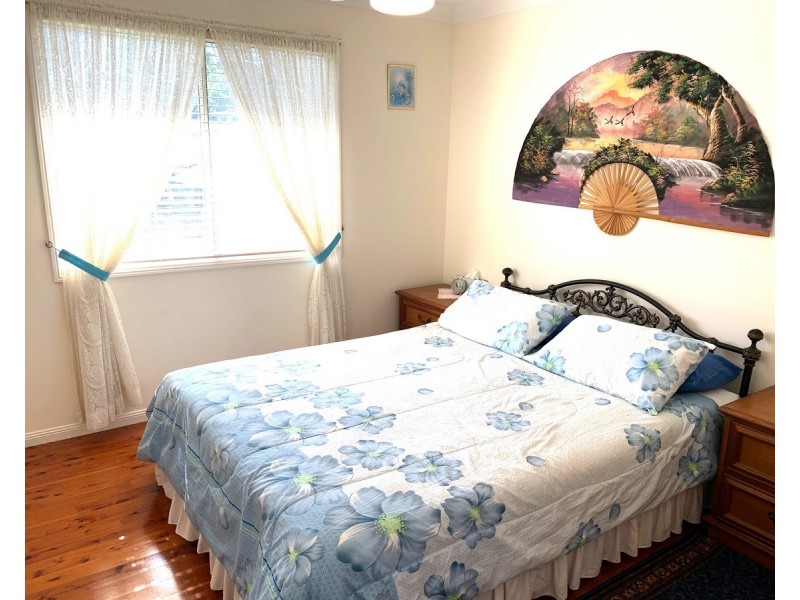 12 Mareela Street, Coochiemudlo Island QLD 4184