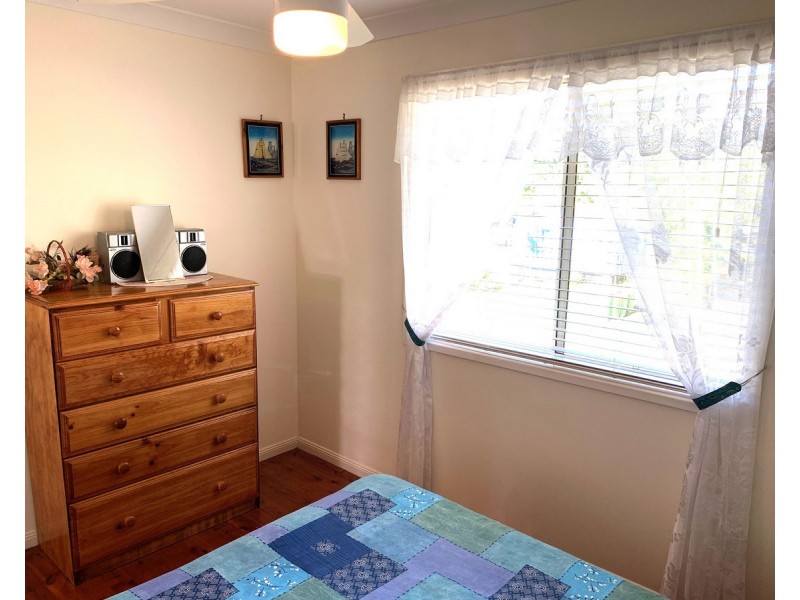 12 Mareela Street, Coochiemudlo Island QLD 4184