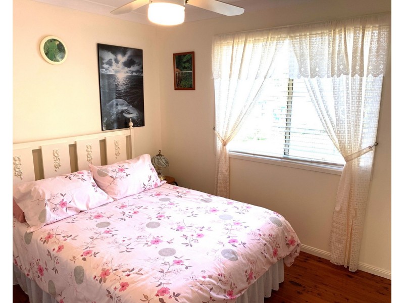 12 Mareela Street, Coochiemudlo Island QLD 4184