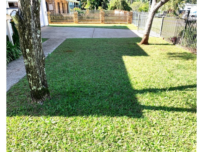 12 Mareela Street, Coochiemudlo Island QLD 4184