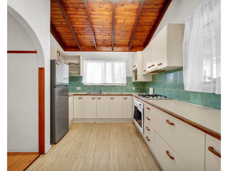 42 Celandine Street, Shailer Park QLD 4128