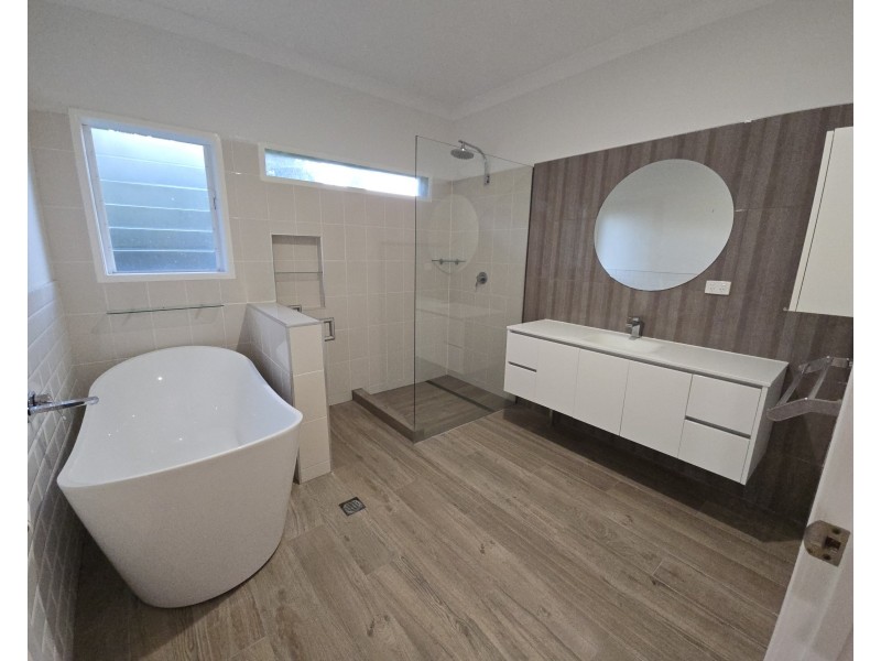 9 Barcrest Street, Victoria Point QLD 4165