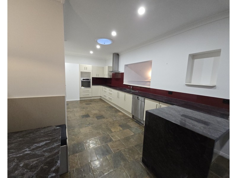 9 Barcrest Street, Victoria Point QLD 4165