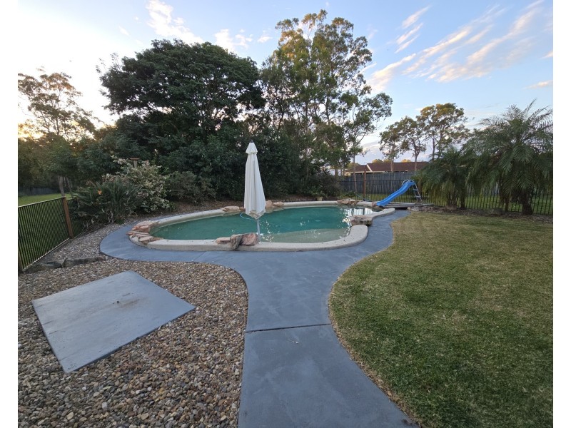 9 Barcrest Street, Victoria Point QLD 4165