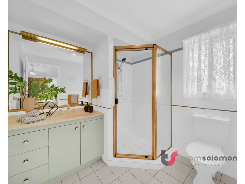 5 Kurrewa Court, Victoria Point QLD 4165