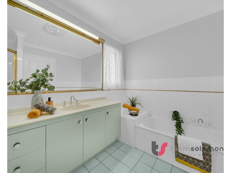 5 Kurrewa Court, Victoria Point QLD 4165