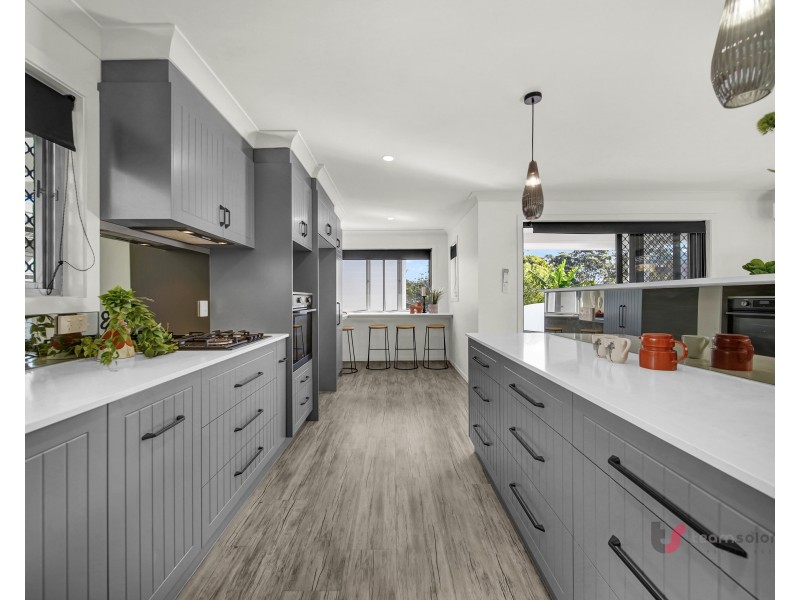 138 Cane Street, Redland Bay QLD 4165